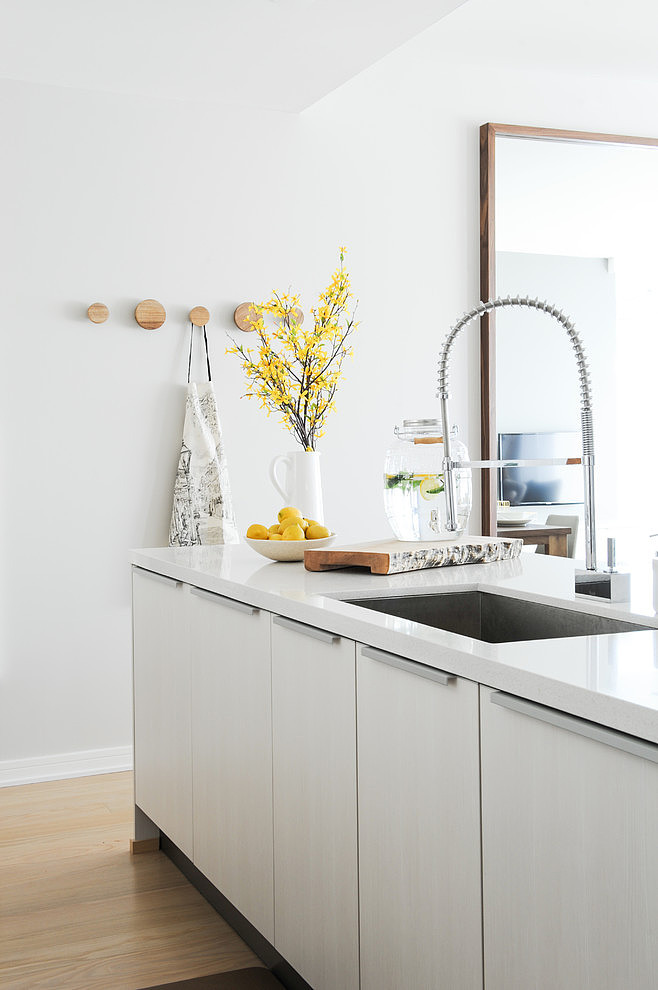 Blanco y gris. sencillez y elegancia