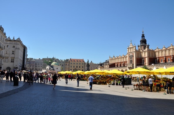 Ccracovia-Plaza del Mercado (de corinne cavallo)